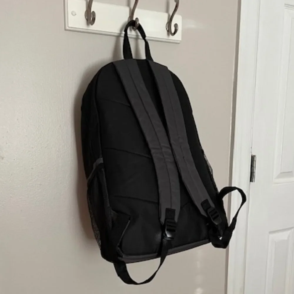 TRAILMAKER | Backpack- College - Camping Lightweight-NEW